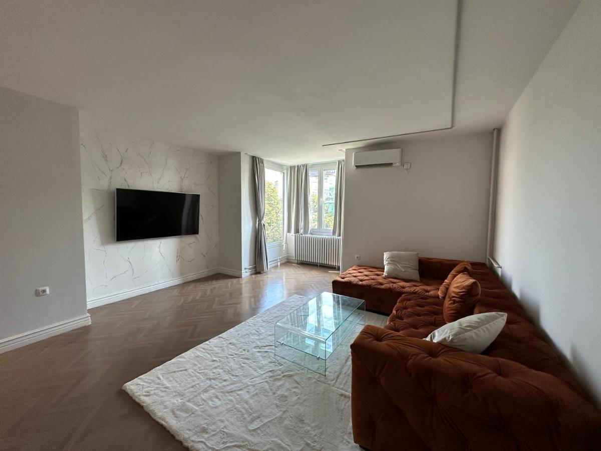 The Alchemist Luxury Apartment Skopje Buitenkant foto