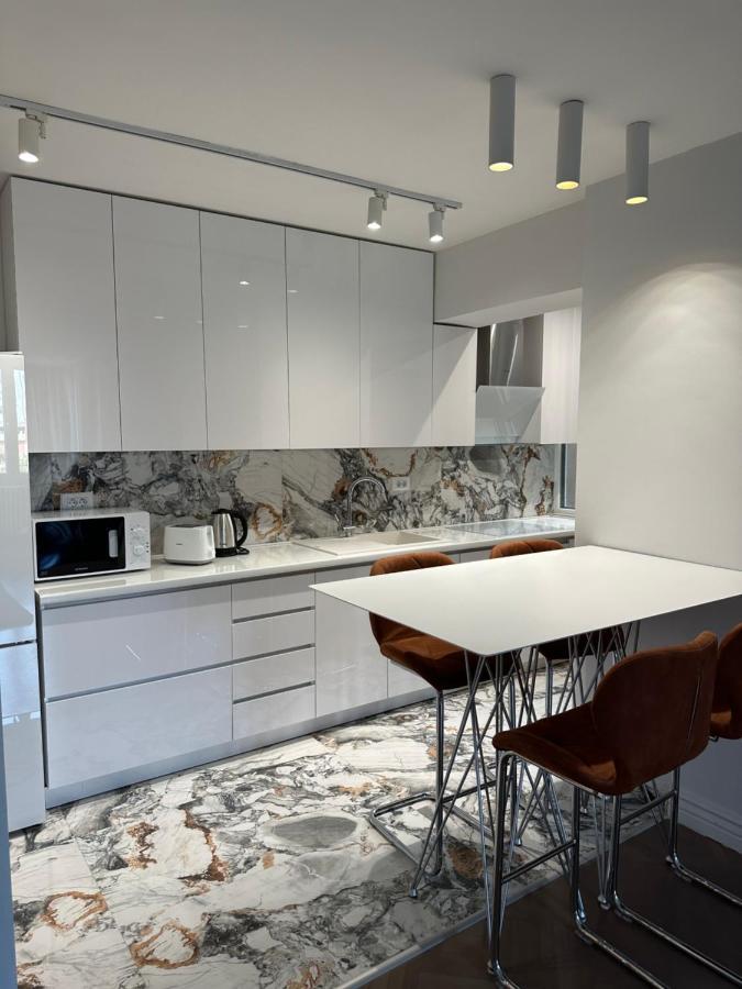 The Alchemist Luxury Apartment Skopje Buitenkant foto